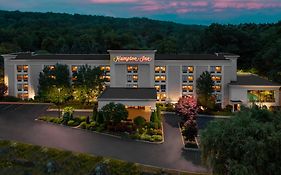 Hampton Inn Danbury Connecticut 3*